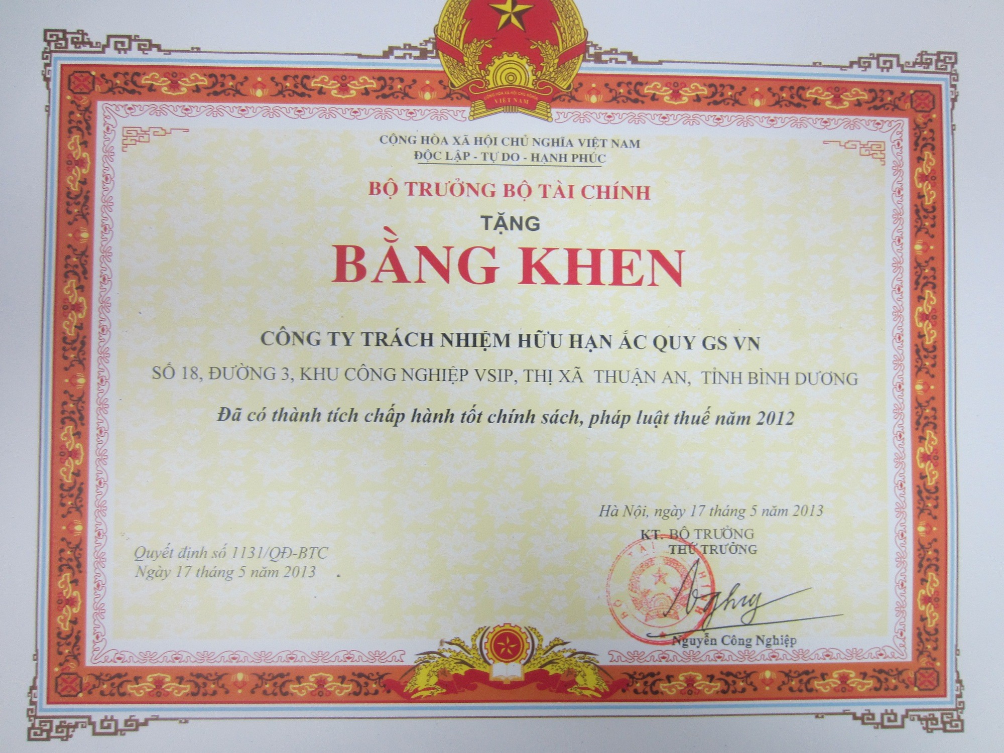 Công Ty TNHH Ắc Quy GS Việt Nam vinh dự nhận bằng khen từ Bộ Trưởng Bộ Tài Chính về thành tích chấp hành tốt chính sách pháp luật thuế năm 2012.