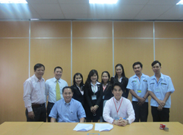 Công Ty TNHH Ắc Quy GS Việt Nam đã chính thức có Giấy Chứng Nhận Quyền Sử Dụng Đất và Tài Sản Gắn Liền Với Đất tại nhà máy Kinsplastic vào ngày 18/09/2013.