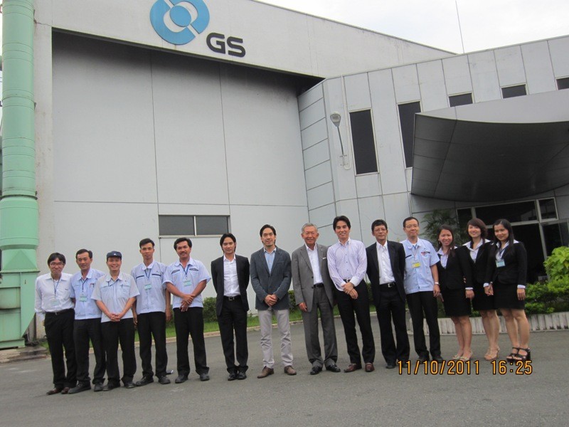 Ban giám đốc Công ty Ắc quy Siam GS Thái Lan viếng thăm Công ty Ắc quy GS Việt Nam.