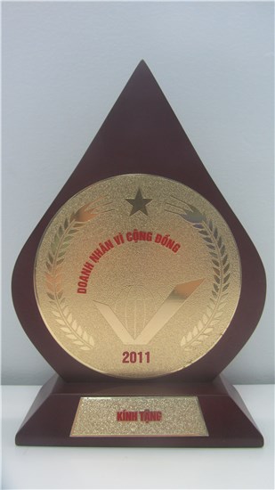 DOANH NHÂN VÌ CỘNG ĐỒNG 2011