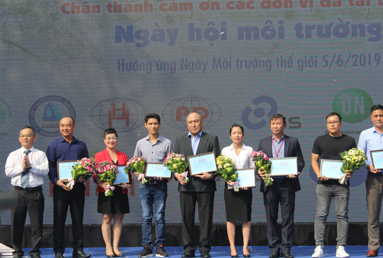 GS BATTERY JOINED THE WORLD ENVIRONMENT IN BINH DUONG AND GREEN LIVING DAY IN HCMC