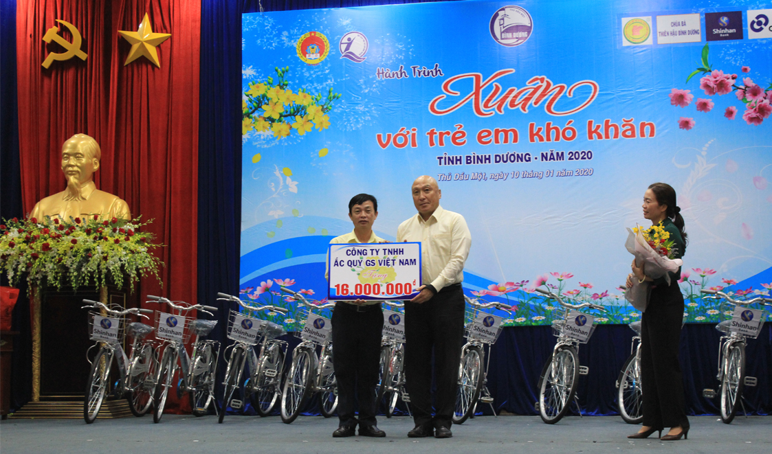 GSV SPONSORED THE PROGRAM "SPRING WITH CHILDREN WITH DIFFICULTIES IN BINH DUONG PROVINCE XIII IN 2020"