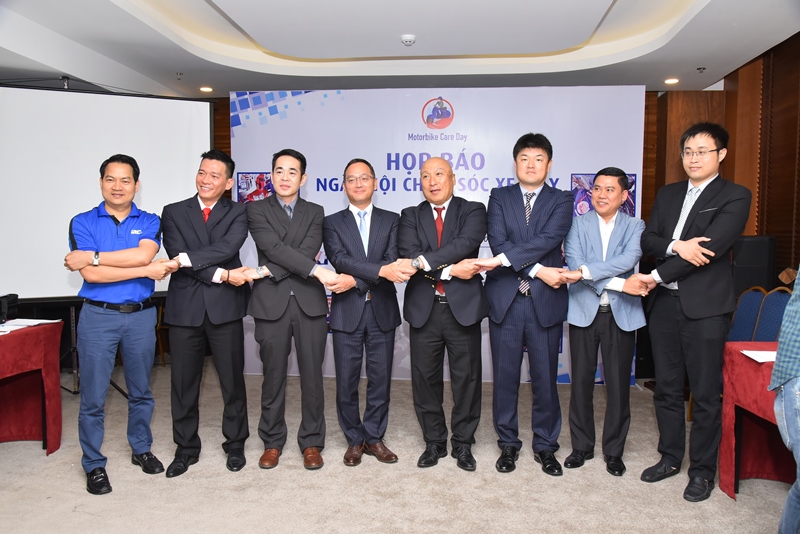 ngay-hoi-cham-soc-xe-may-2017